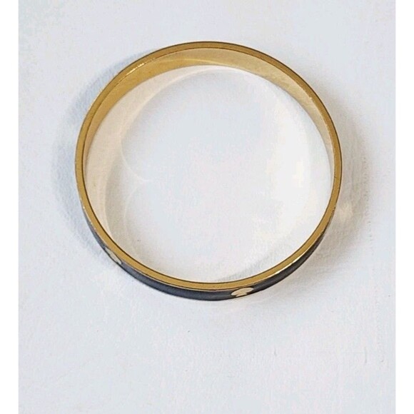 Kate Spade New York Black Enamel Gold Plated Ace Of Spade Bangle Bracelet - Picture 5 of 6